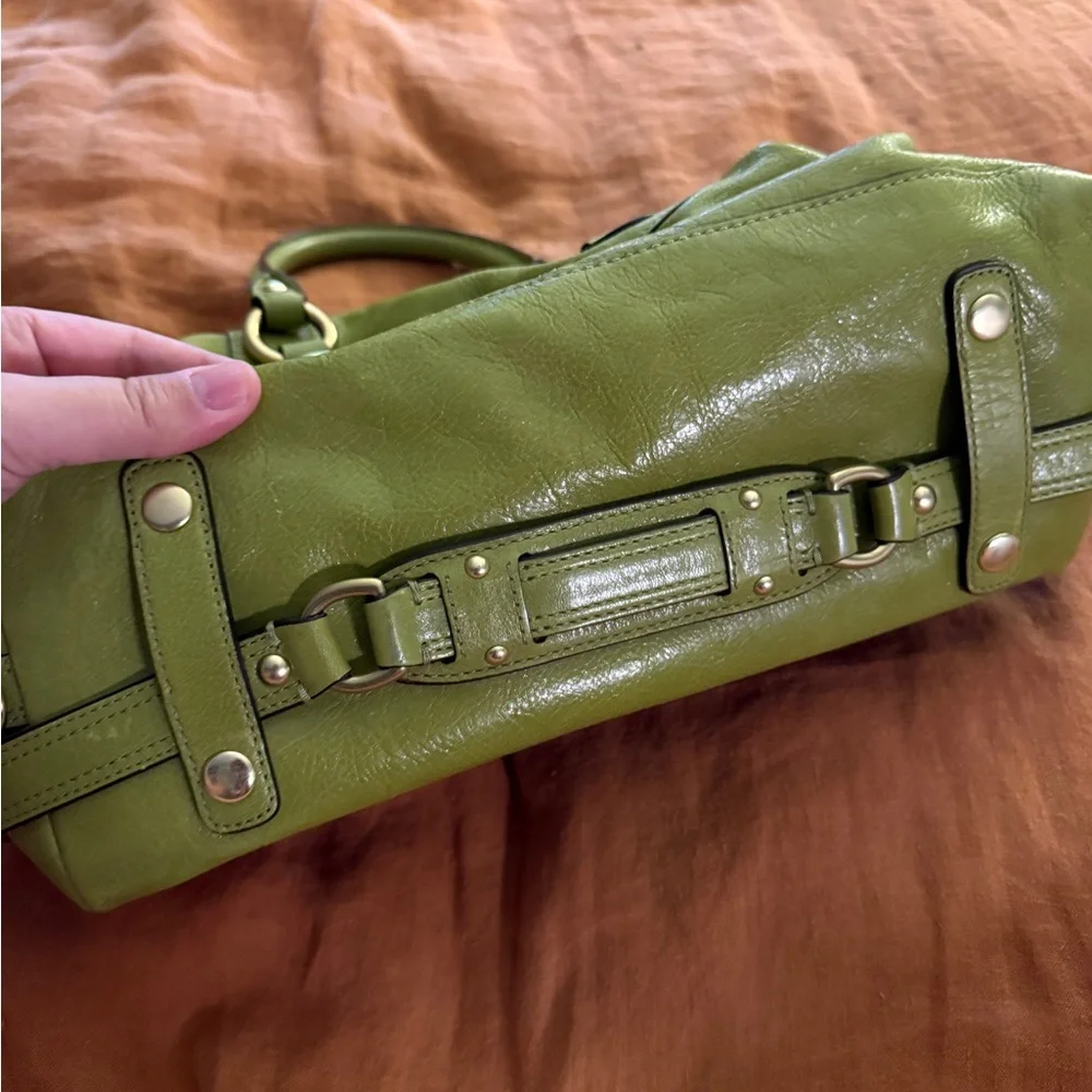Coach Lime Green Leather Satchel with Gold Hardware - Picture 4 of 6